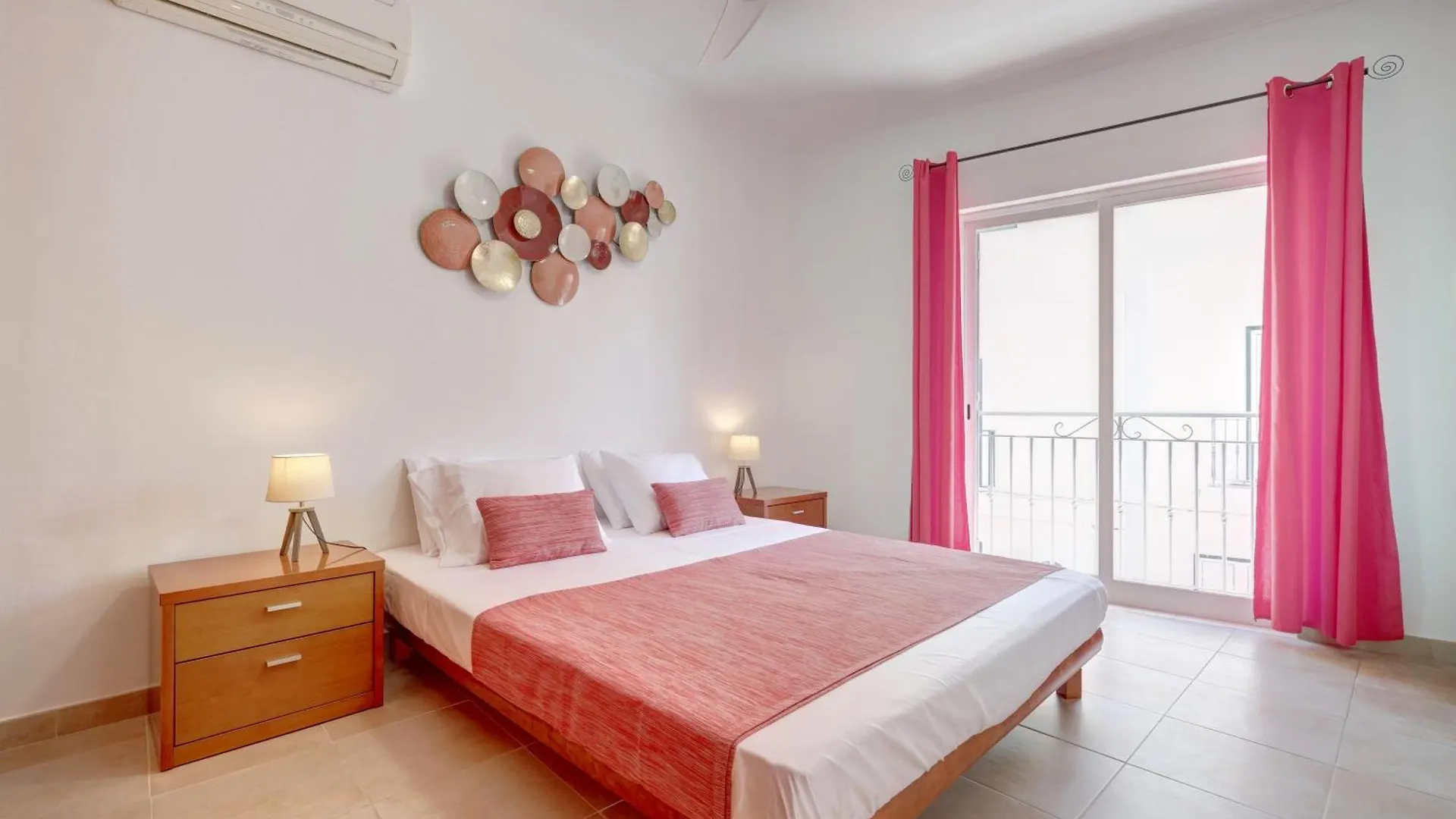 City Center, Private Parking, Ac, 6Ppl. Olhao 0*,  Portugal