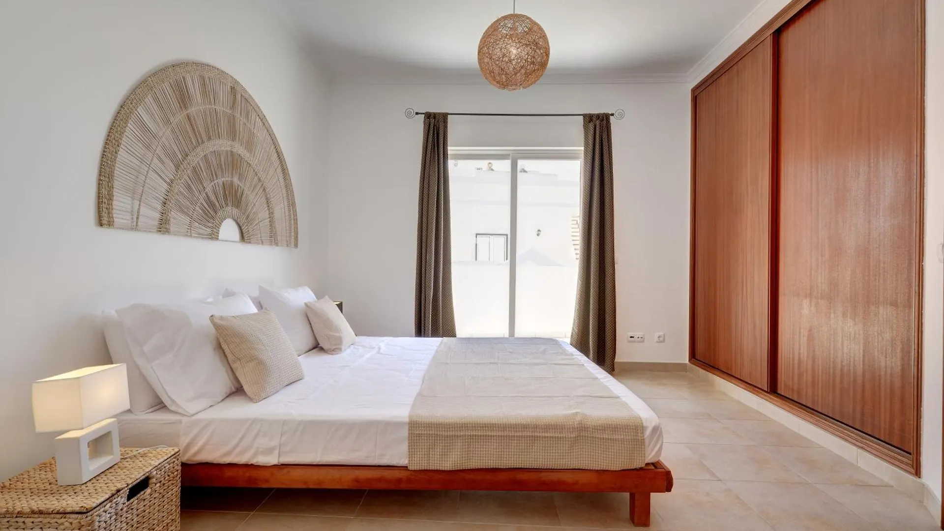 Holiday home City Center, Private Parking, Ac, 6Ppl. Olhao