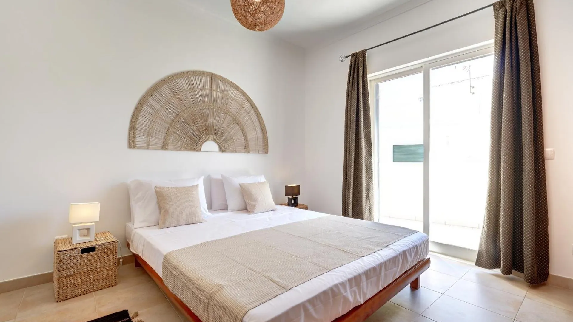 City Center, Private Parking, Ac, 6Ppl. Olhao Portugal